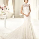 Kasal damit mula sa koleksyon ng GLAMOR mula sa Pronovias