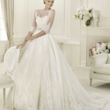 Kasal damit mula sa Pronovias lace