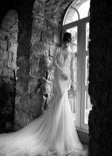 Tulle skirt in a lace wedding dress