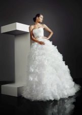 Wedding Dress sa pamamagitan ng Amour Bridal
