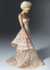 Beige lace dress
