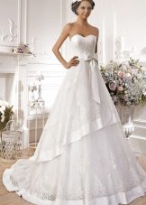 Multi-tiered damit na pangkasal mula sa koleksyon ng Idylly ng Naviblue Bridal