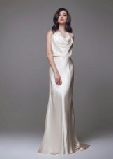Straight na eleganteng damit na pangkasal
