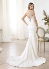 Kasalan ng damit na may bukas na likod mula sa Pronovias