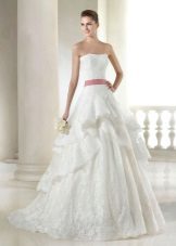  San Patrick Dreams Collection Dresses Wedding Dress na may Red Belt