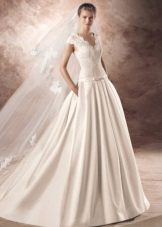 Lace Isang Line Avenue Diagonal Wedding Dress