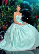 Blue wedding dress mula sa brand na manika