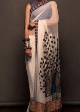 Magdamit ng sarees sa oriental pattern