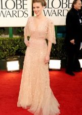 Beige dress to the floor