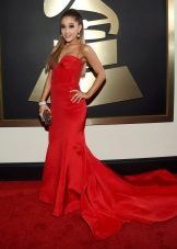 Ariana Grande in Romona Keresa