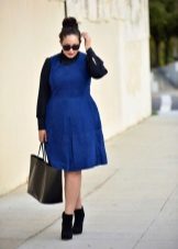 Suede dress para sa napakataba
