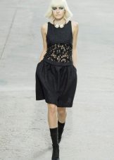 Lace belt on the dress