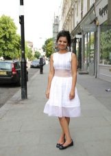 White dress A-silweta daluyan haba