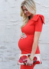 Red dress for pregnant women