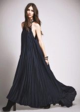 Long pleated na damit na may American armhole