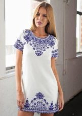 Shift cotton dress na may ethnic print