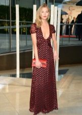 Long black dress na may pulang polka tuldok