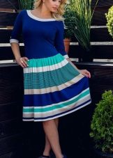 Niniting marine dress para sa araw-araw
