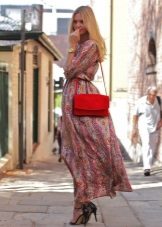 Stiletto Heels para sa Long Dress sa Pattern