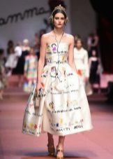 Damit ng daluyan haba na may mga pattern na kahawig ng mga bata Dolce & Gabbana