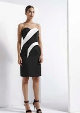 Itim at puti strapless dress
