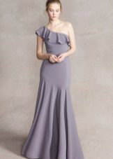  Dress of crepe de chine na may palamig