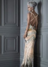Floor-lengthless backless dress