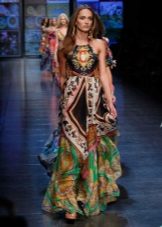 Boho na kulay na damit