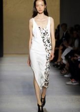Naka-istilong damit na may naka-print na panahon ng spring-summer ng 2016