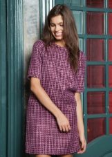 maliit na lilang tweed dress