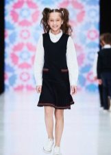 Dress for the teenager in school knitted