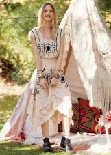 Mga sapatos para sa damit ng puntas sa estilo ng boho