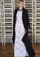 accessories para sa white lace evening dress