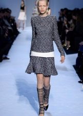 Gladiators sa grey dress
