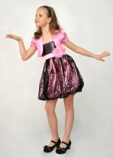 Cocktail dress para sa mga batang babae na may ballon skirt
