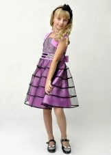 Mga sapatos para sa isang cocktail dress para sa mga batang babae