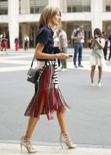 Red midi skirt with fringe