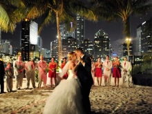 Dress sa kasal para sa kasal sa Miami