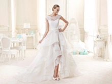 Nicole Fashion Group Mataas na Mababang Wedding Dress