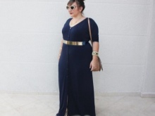 Dresses para sa mga napakataba kababaihan ng maikling tangkad