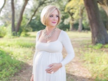 Beads for a photo shoot of pregnant women