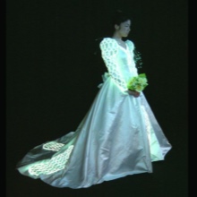 Kumikislap na Dress sa Kasal