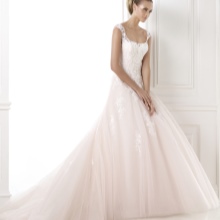 Elite Wedding Dress sa pamamagitan ng Pronovias