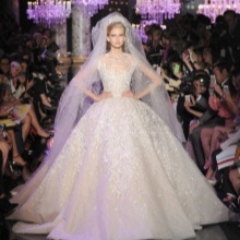 Golden wedding dress mula kay Elie Saab