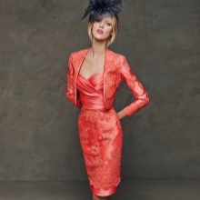 Evening jacket mula sa Pronovias