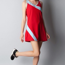 Dress ng sports sa pamamagitan ng nike