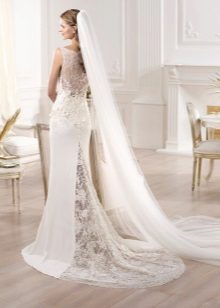 Iba't-ibang mga lace dresses sa kasal