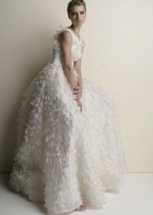 Dresses ng Kasal ni Daniel Bazil