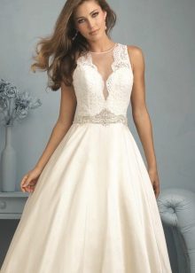 A-line wedding dress na may openwork V-neck