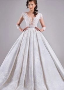 Magtagay ng bodice sa isang damit na pangkasal